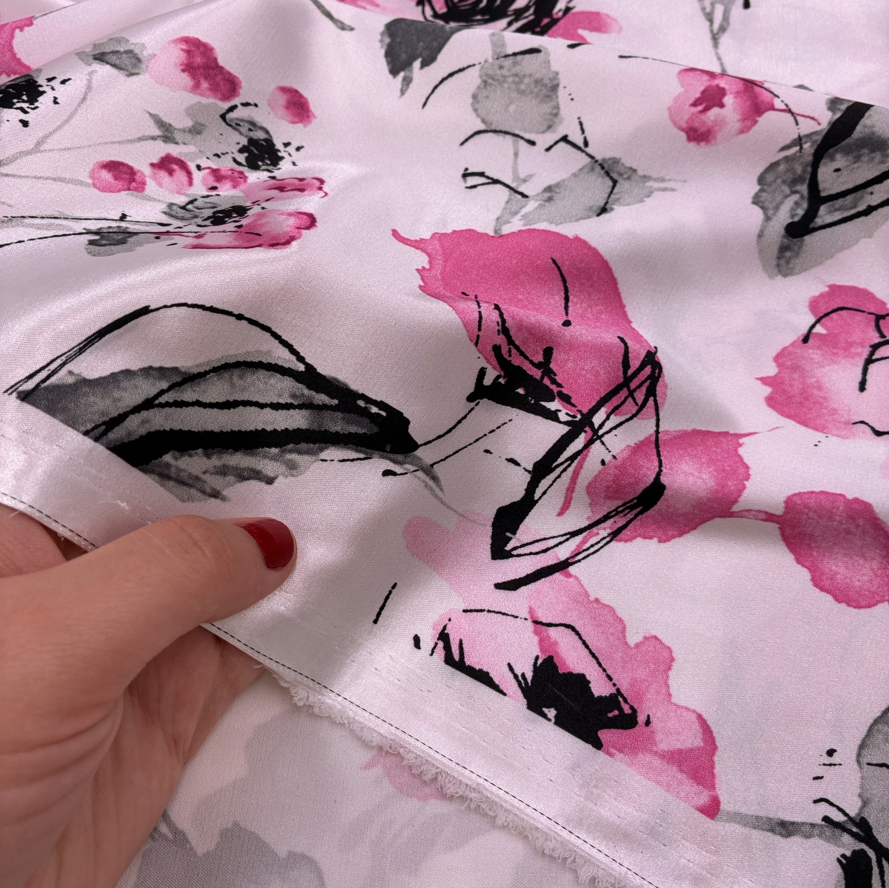 Satin Stretch Blouse Weight - Painterly Peonies (WDW3560)