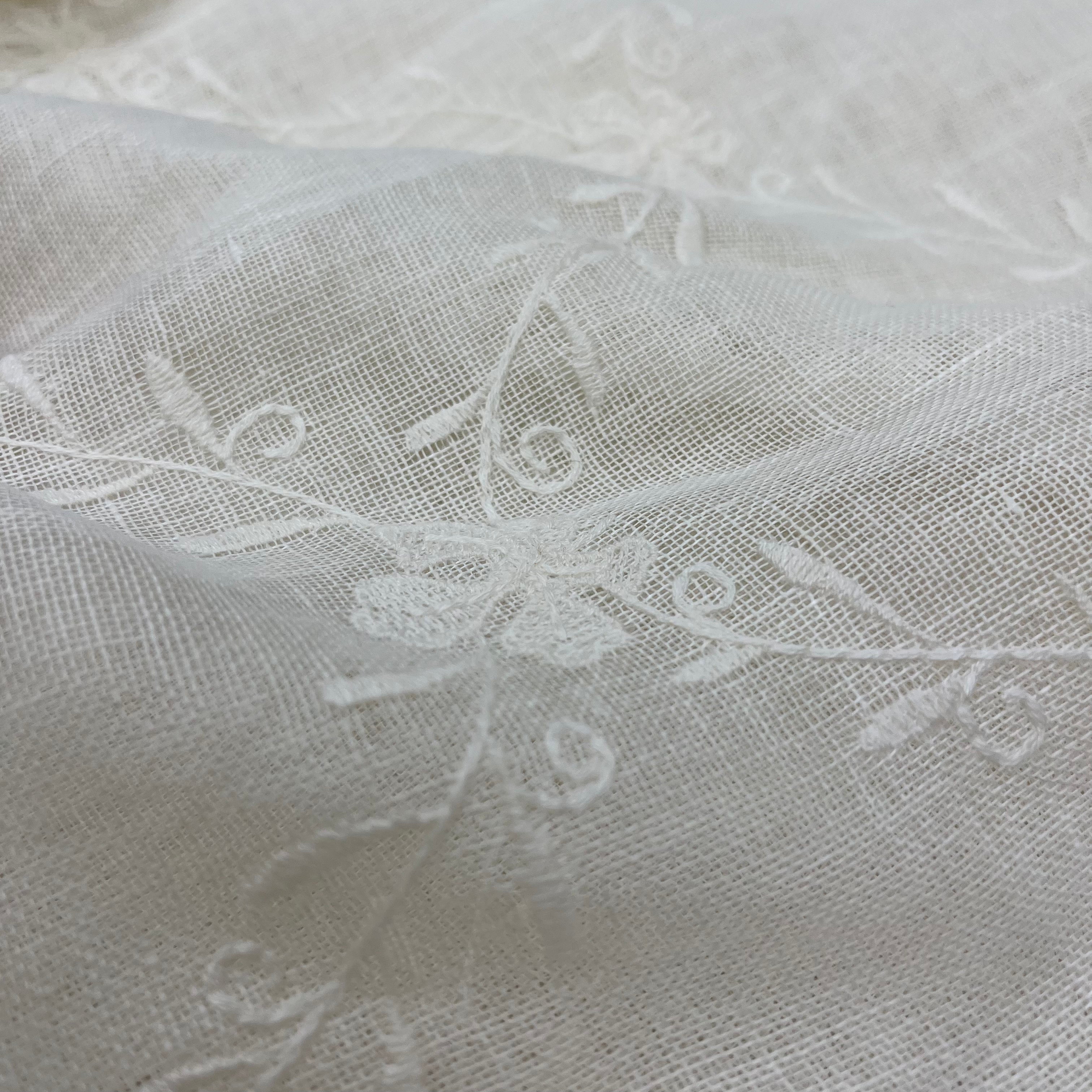 Home Decor - Soft White Trellis (HDH0783)