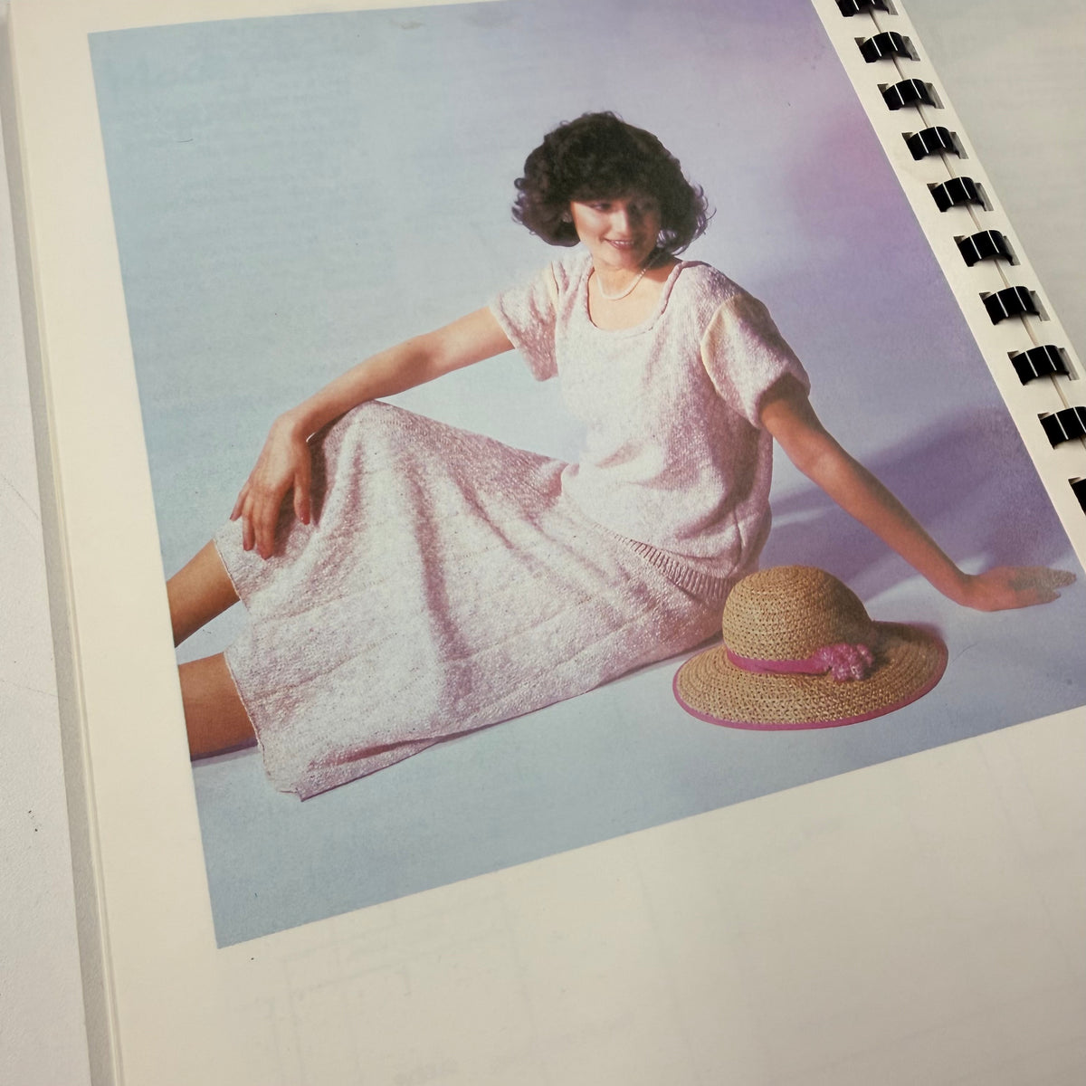 Machine Knitting Book - Machine Knits (NBK0371)