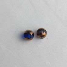 Load image into Gallery viewer, Glass Beads, 2 Colours (NBD0487:488)
