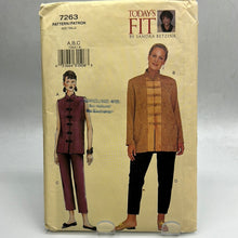 Load image into Gallery viewer, VOGUE Pattern Petite Top &amp; Pants, (PVO7263)
