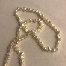 Load image into Gallery viewer, Shell Beads, Strand, Pearl (NBD0303)
