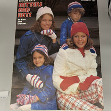 Load image into Gallery viewer, Vintage Magazine - Mittens &amp; Hats to Knit (MAG0074)(BKS)
