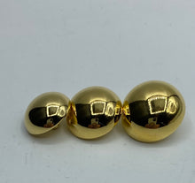 Load image into Gallery viewer, Buttons, Gold Plastic / NBU0023:25
